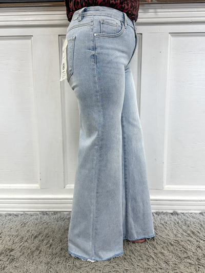 Drift Away Mid Rise Wide Jean