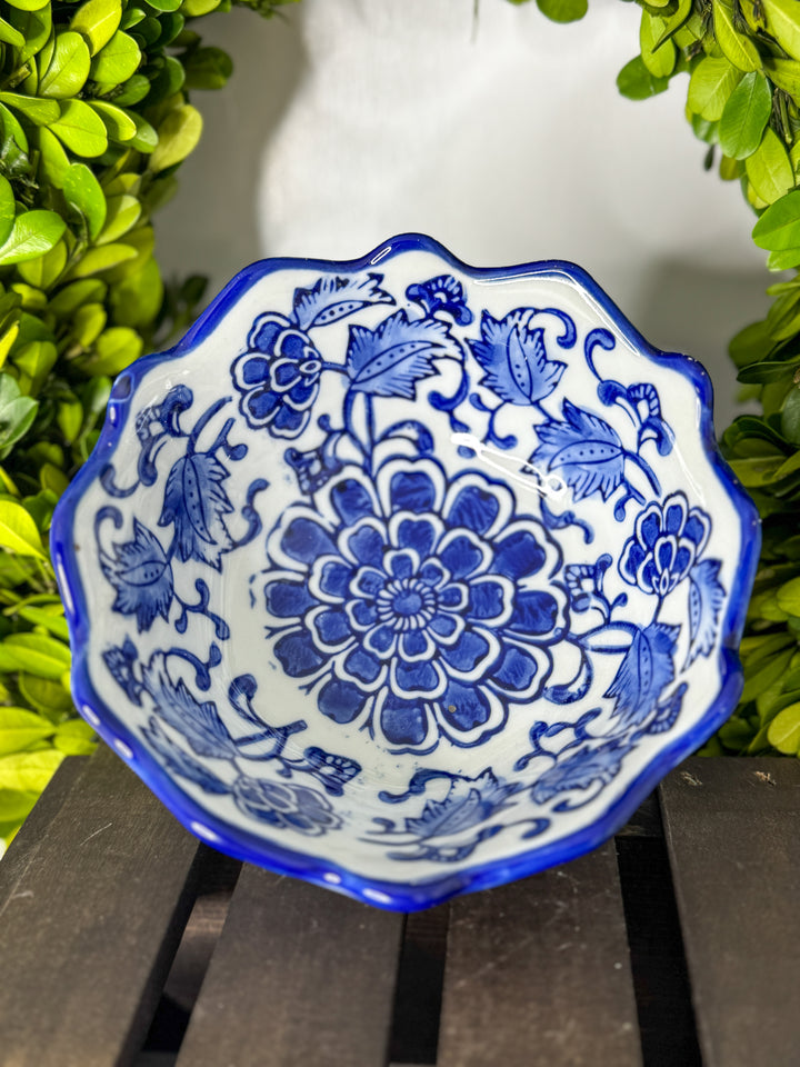 Scalloped Edge Footed Bowl