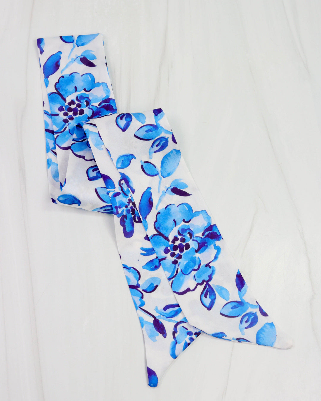 Serafina Scarf Bl Wht Floral